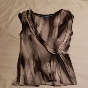 Simply Vera Wang asymmetrical sleeveless top